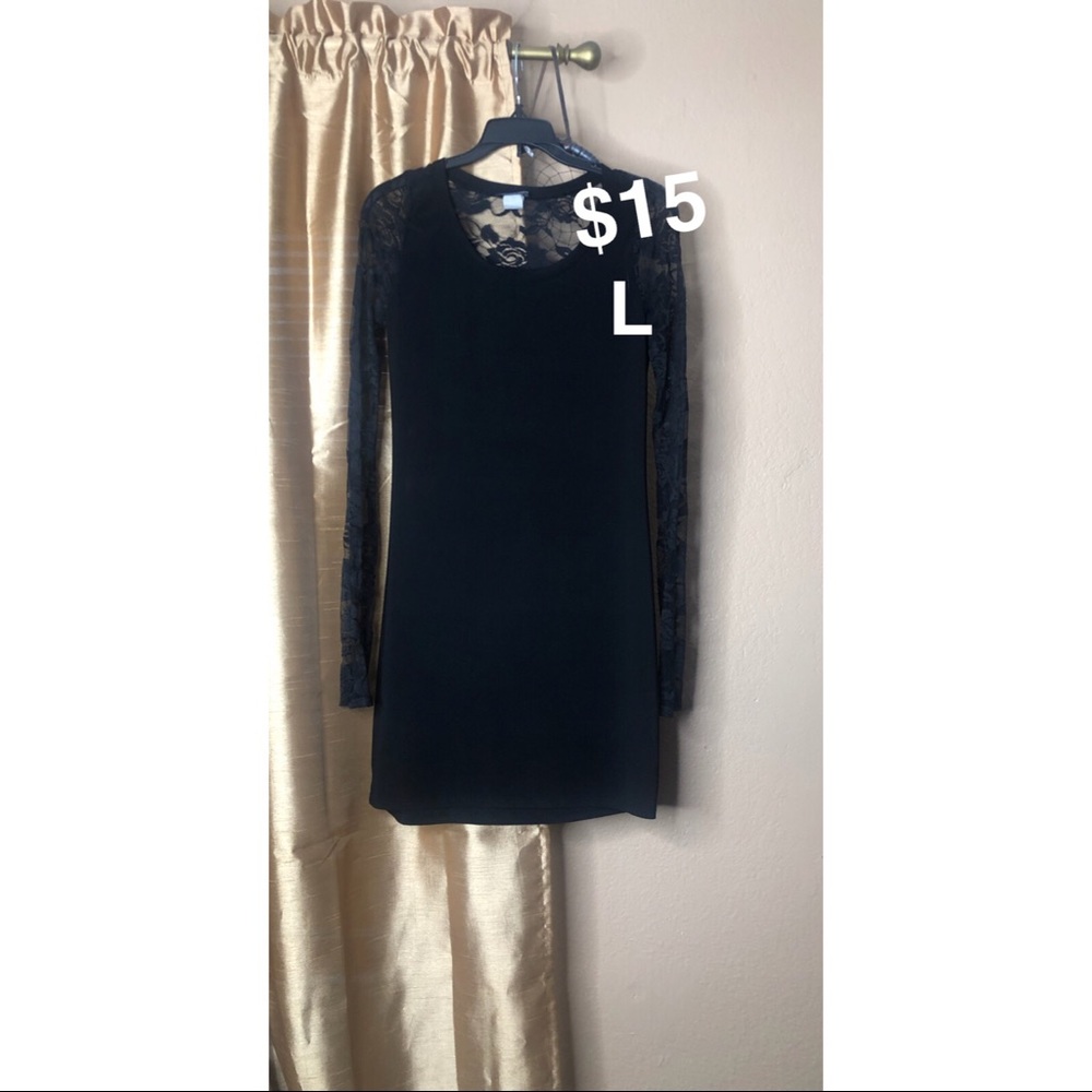 Thin open back lace dress